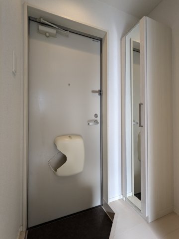 ハーモニーテラス綾瀬Ⅴ201号室 玄関