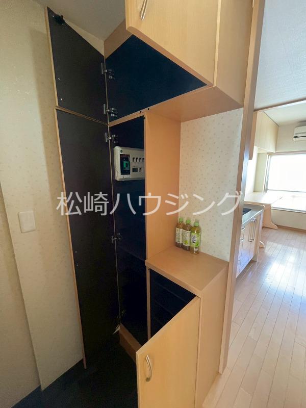 中野ローヤルコーポ 玄関