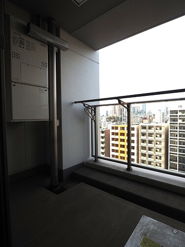 白金ザ・スカイ東棟11階 バルコニー
