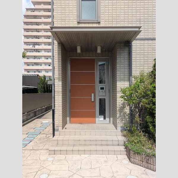 シャルマン302号室 エントランス