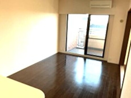 サン・ステージ緑園都市東の街７番館 リビングダイニングキッチン　約18.1畳