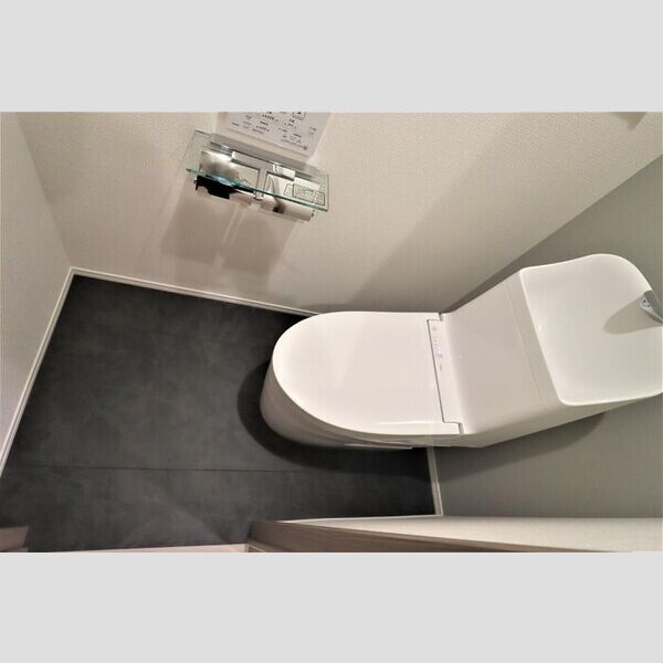 セレスティア池袋立教通り202号室 トイレ