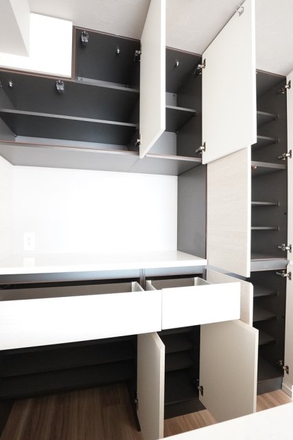 ＨＡＲＵＭＩ　ＦＬＡＧ　ＰＡＲＫ　ＶＩＬＬＡＧＥ　Ｂ棟16階 キッチン