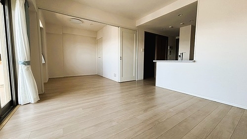 ヴェレーナ浦和領家 リビング　※2026年1月撮影