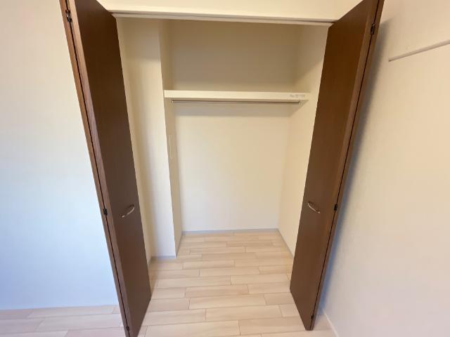 グラン・レセルバ浦和202号室 クローゼット