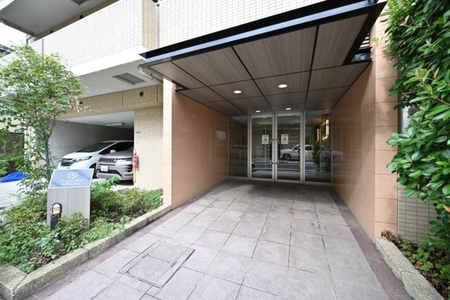 Ｔ’ｓ　garden六郷土手2階 エントランス