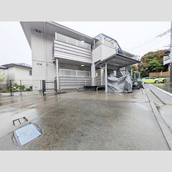 グリーンテラス多摩 駐車場