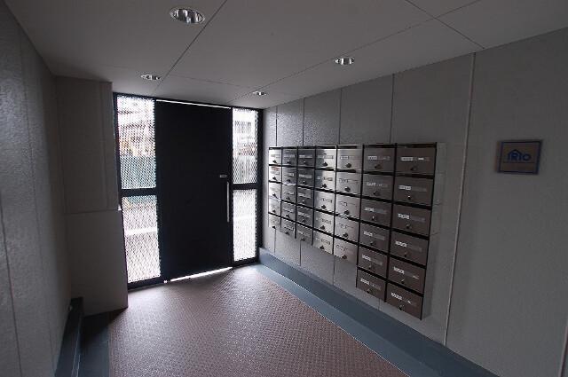 サイレンスコーポ松江5階 エントランス