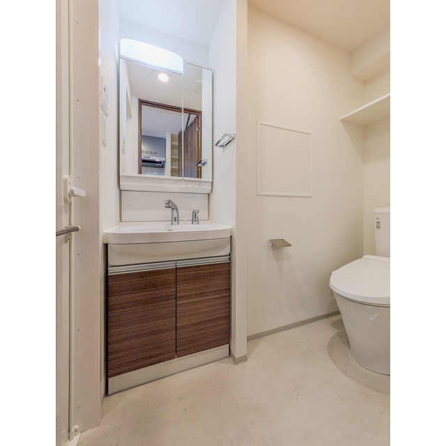 オーパスホームズ南行徳1413号室 内観