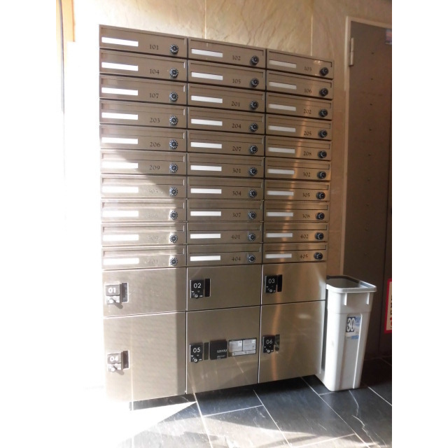 エクレール砧404号室 宅配BOX完備