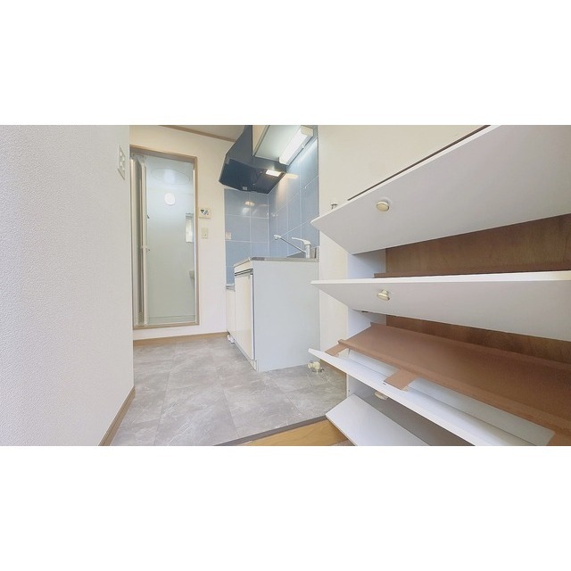 ヴェント101号室 下駄箱