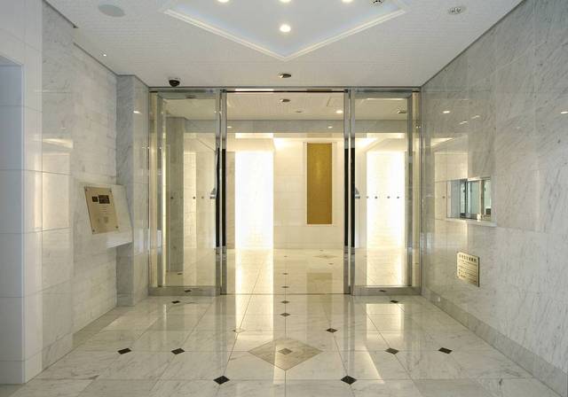 グランド・ガーラ池袋11階 気品ある空間を創り出すエントランス