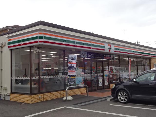 リュミエール セブンイレブン茅ヶ崎赤羽根南店まで516ｍ