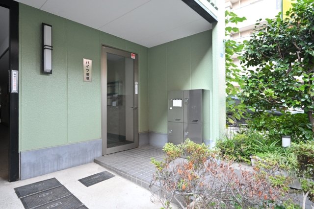 ハイツ若草 エントランス