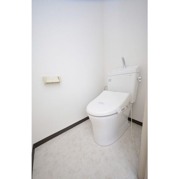 第14明智ビル0201号室 トイレ