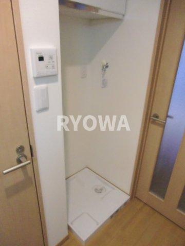 キャラット御徒町1階 【洗濯機置場】掲載の写真は退去前の写真となります。