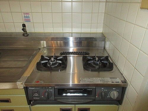 ニックハイム鶴見中央ビル ２口コンロ　※2026年03月撮影