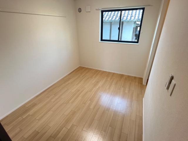 サウザンドリーフ203号室 室内