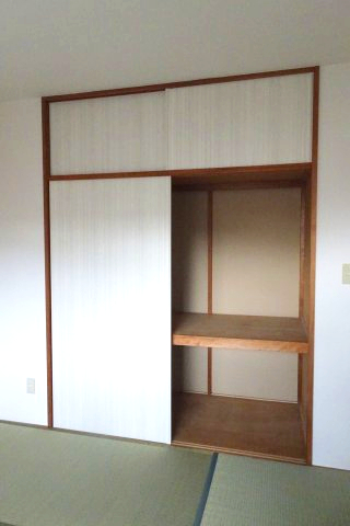 シャトレ山手台0103号室 和室　押入　※別号室の参考写真です(現況優先・仕様違いの場合あり)