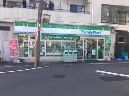 プラネット市ヶ谷 【コンビニエンスストア】ファミリーマート 市谷台町店まで298ｍ