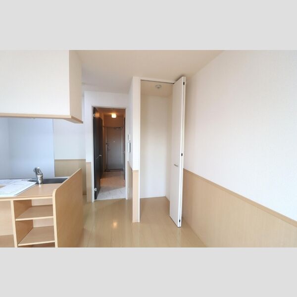 リヴァージュ　壱番館103号室 物入