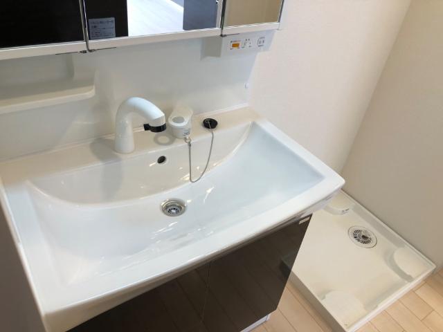 Plumeria Tsudanuma（プルメリア　ツダヌマ） 洗髪洗面化粧台