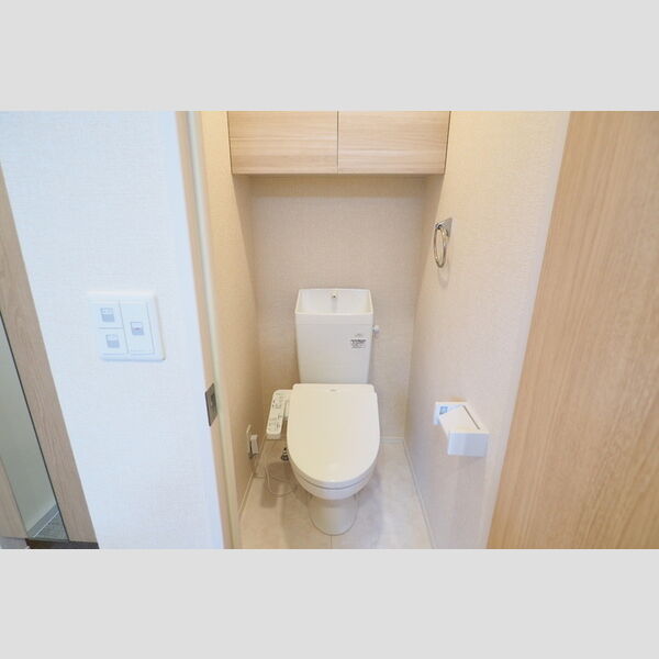 グラディーヴォレ106号室 トイレ