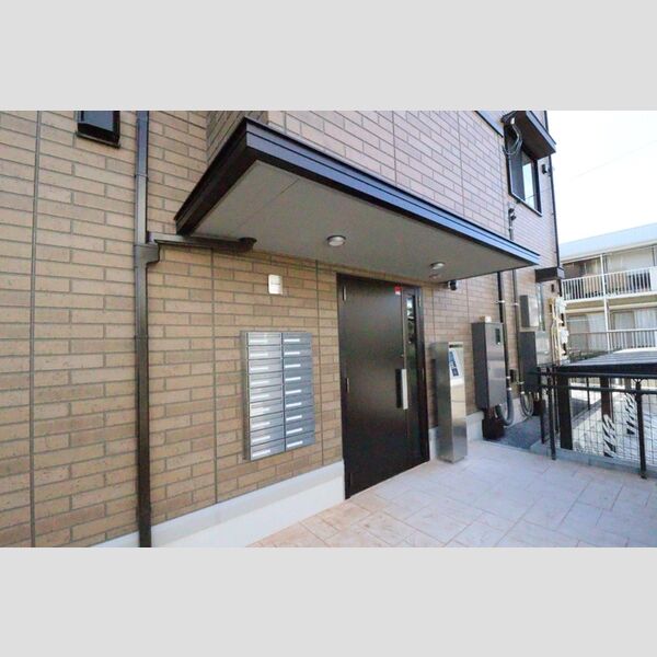 ルミナーレ エントランス