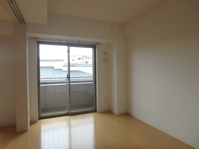 トレゾア リビング