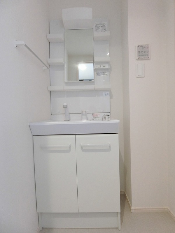 リブリ・日向 洗面