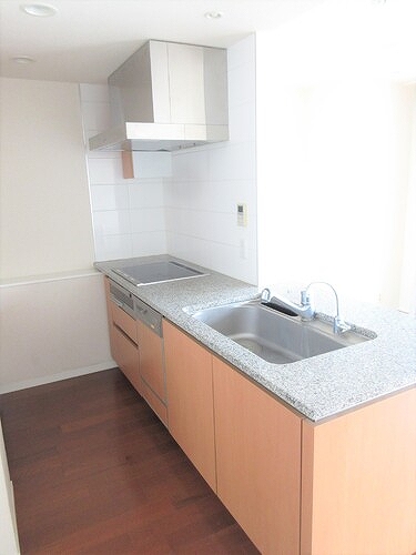 みなとみらいミッドスクエア　ザ・タワーレジデンス29階 キッチン　※2023年10月撮影