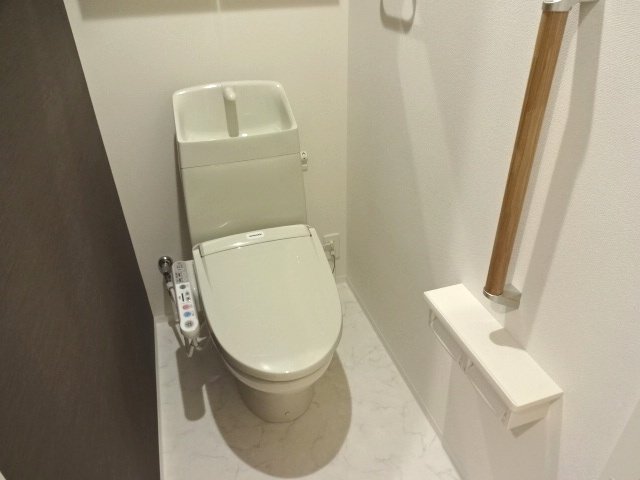 アリュール シャワー付トイレ