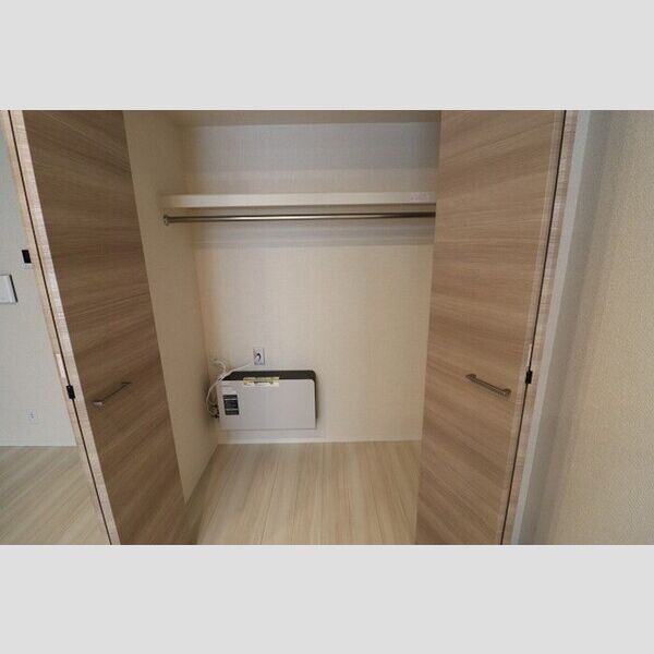 アバンス大宮102号室 クローゼット