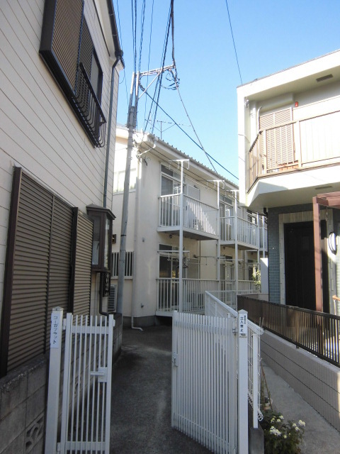 コーガフラット エントランス