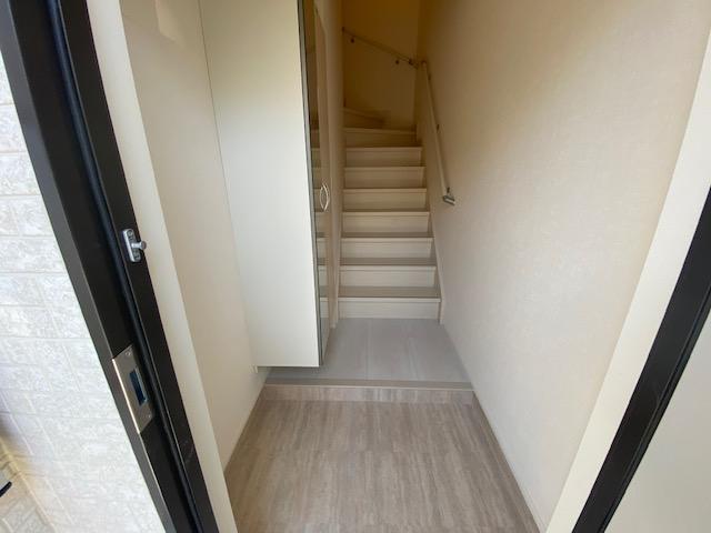 アンナビア 玄関