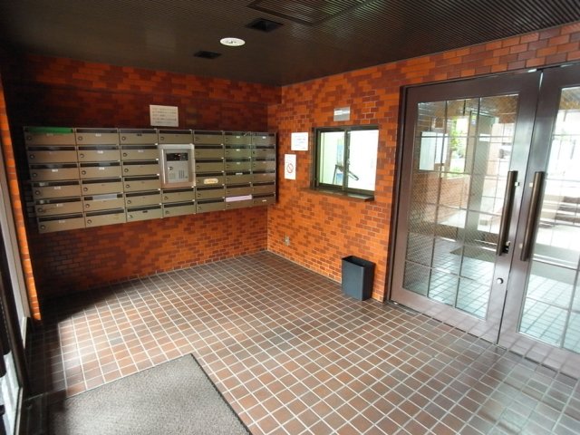 セザール池袋要町4階 エントランス
