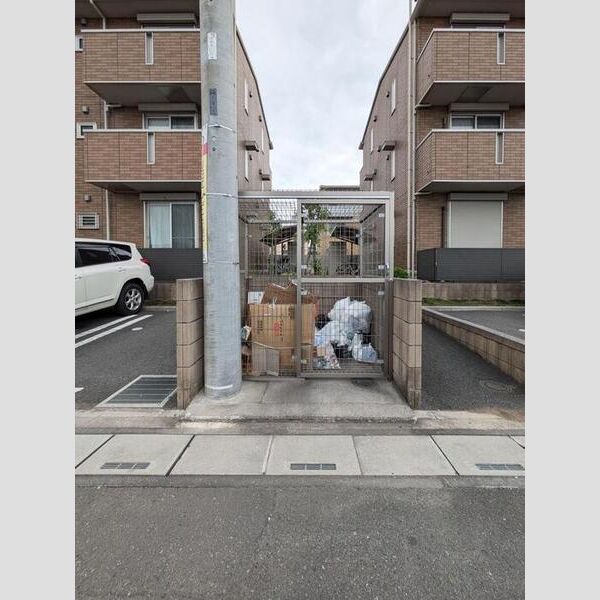 GRACE　Ⅱ ゴミ置き場