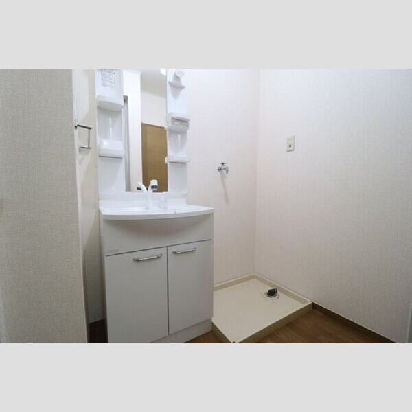 アリュール　B 洗面台　洗髪洗面化粧台付き