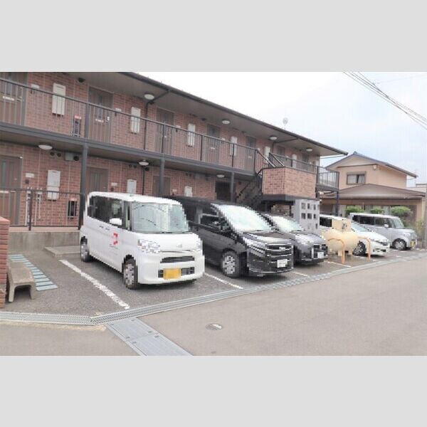 学遊館103号室 駐輪場