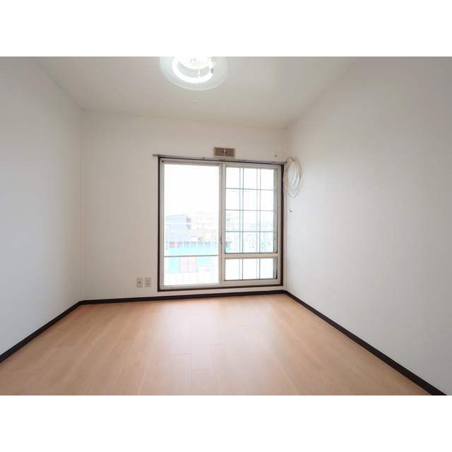 メゾン蓮正寺 洋室