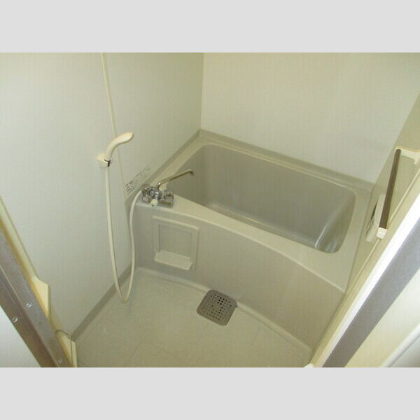 メゾンベール　B バス