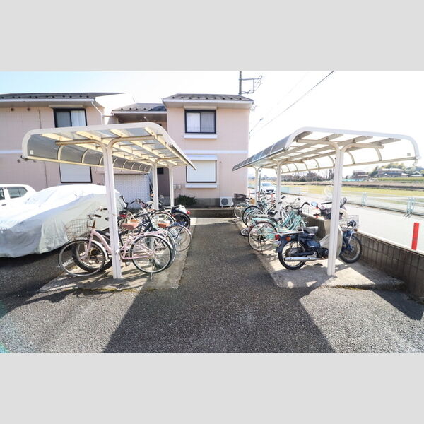 セジュールグランデ　Ⅴ 駐輪場