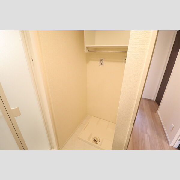 La　mer103号室 工事中　洗濯機置き場