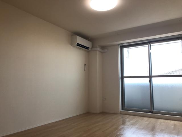 セレニテス 室内