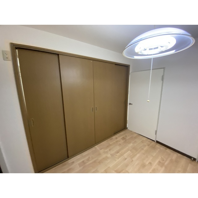 石井KOシティ401号室 リビング