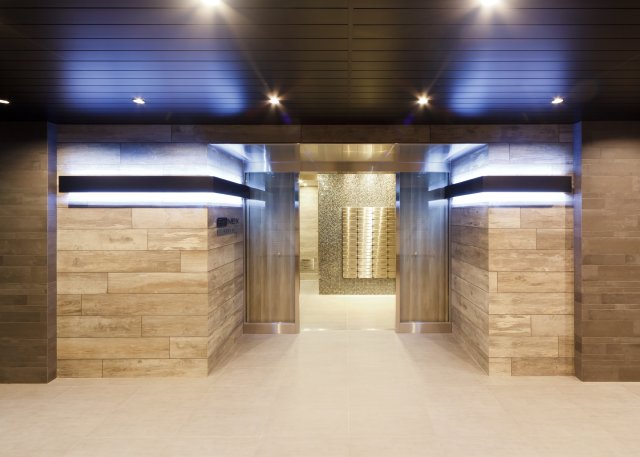 SYNEX　横濱阪東橋Ⅱ806号室 エントランス