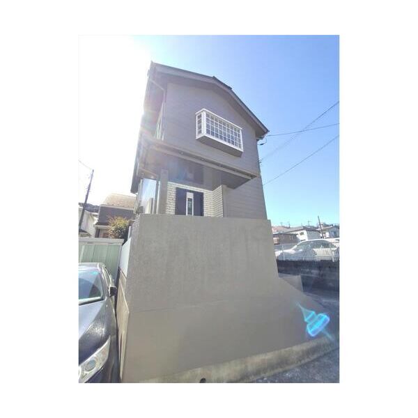 横浜市旭区中尾戸建貸家 外観