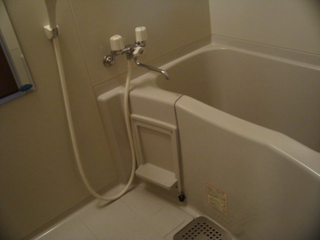 新道ハイツ バス