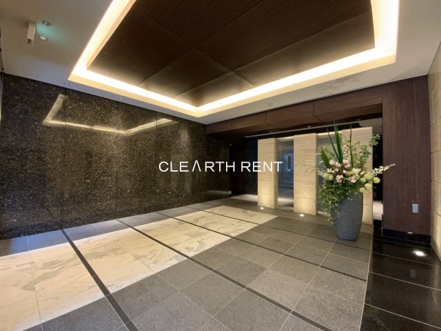 コンシェリア後楽園　ＣＲＯＳＳＩＡ 高級感溢れるエントランスホール