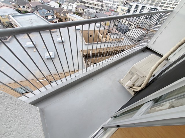 ツインハイツ8A号室 バルコニー